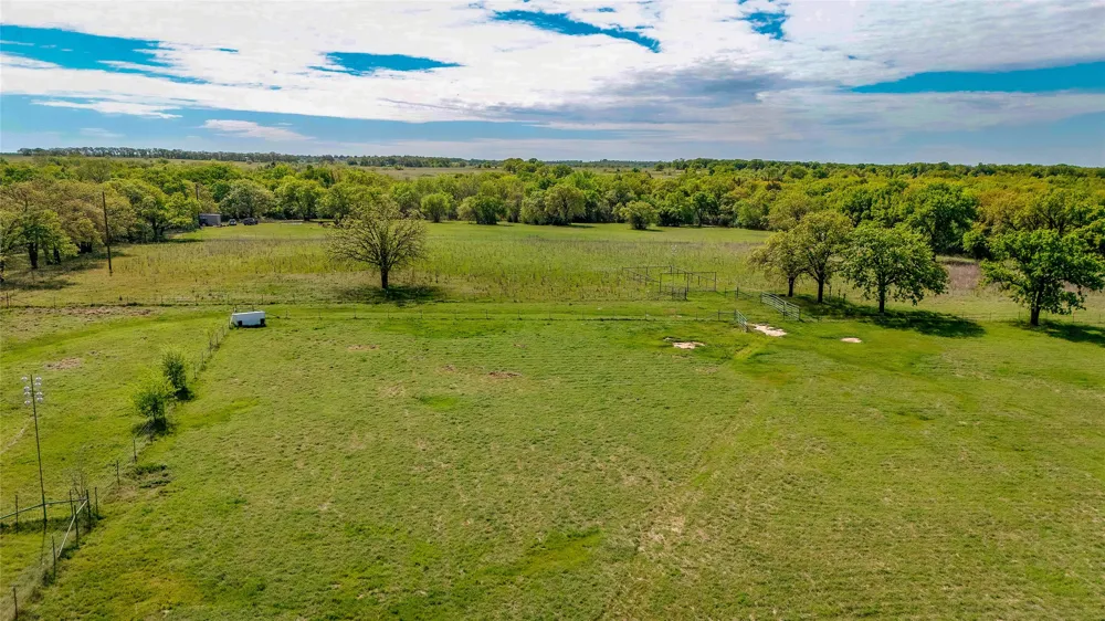 1300 Rodgers Road Sunset, TX 76270