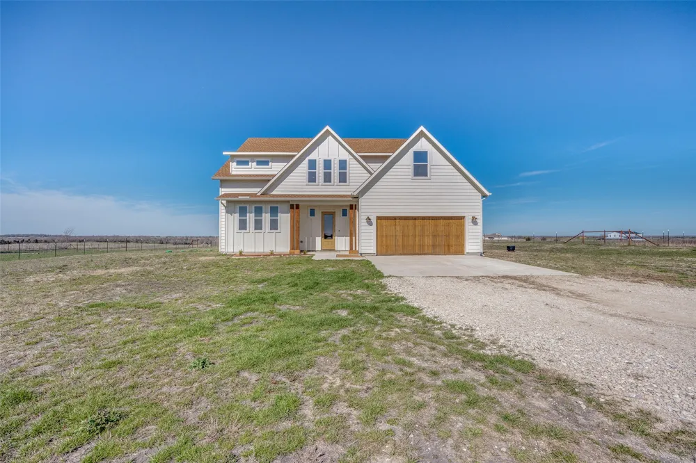 5032 County Road 1094 Celeste, TX 75423