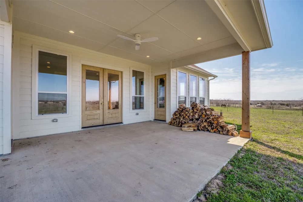 5032 County Road 1094 Celeste, TX 75423