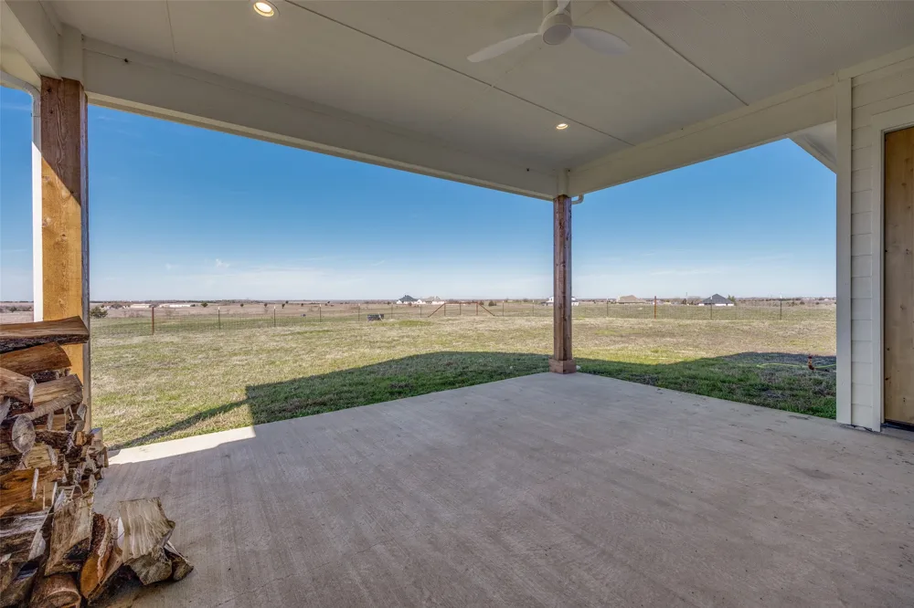 5032 County Road 1094 Celeste, TX 75423