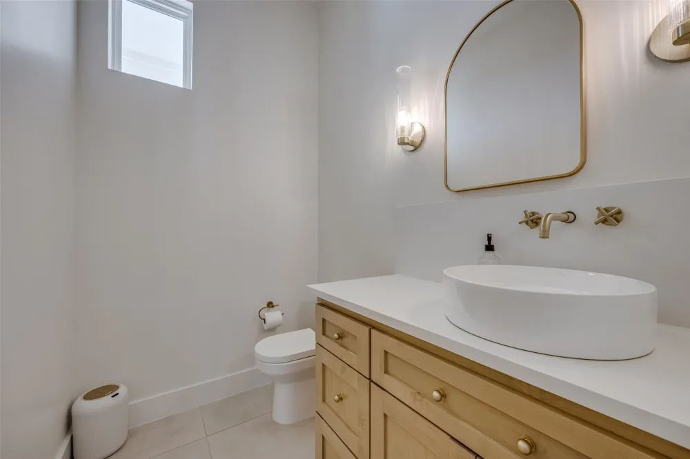 5032 County Road 1094 Celeste, TX 75423