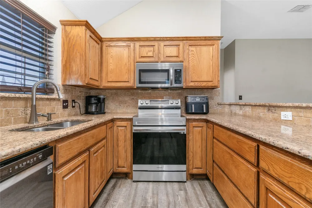 803 Green Street Rio Vista, TX 76093