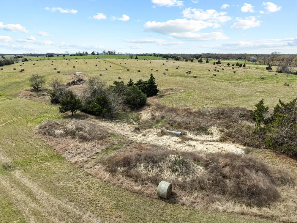 Crews Road Bells, TX 75414