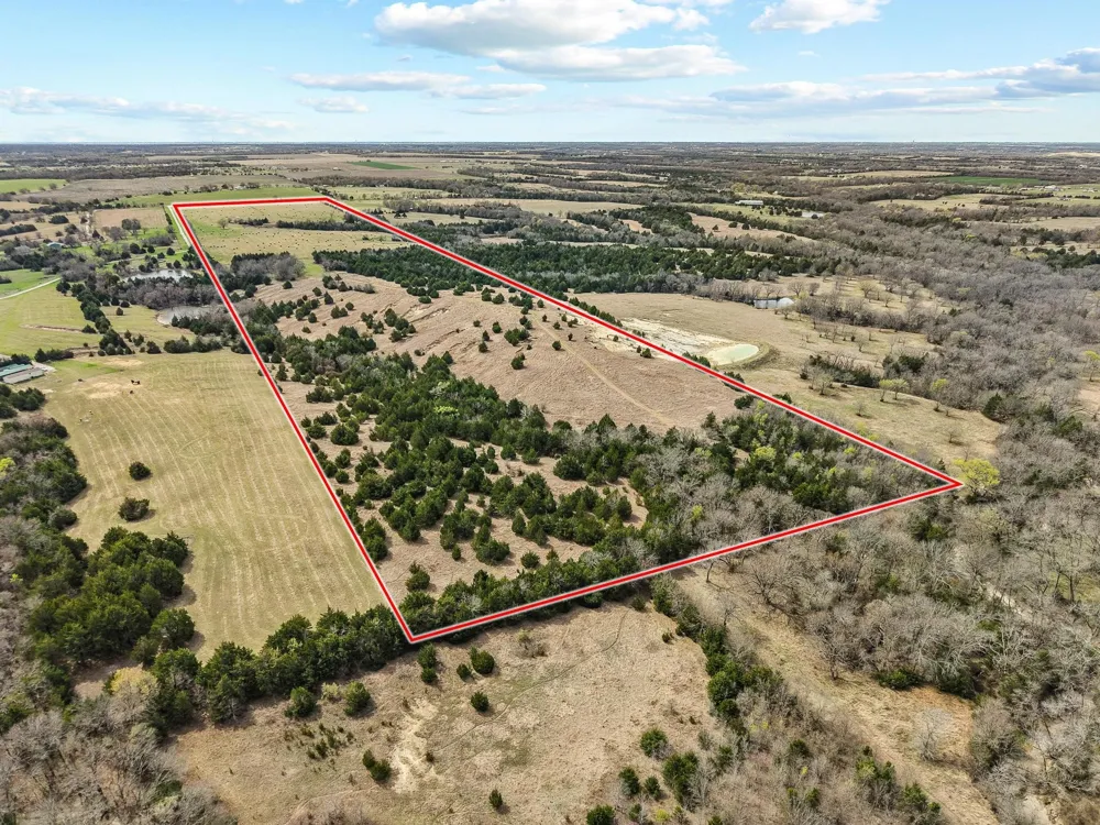 Crews Road Bells, TX 75414