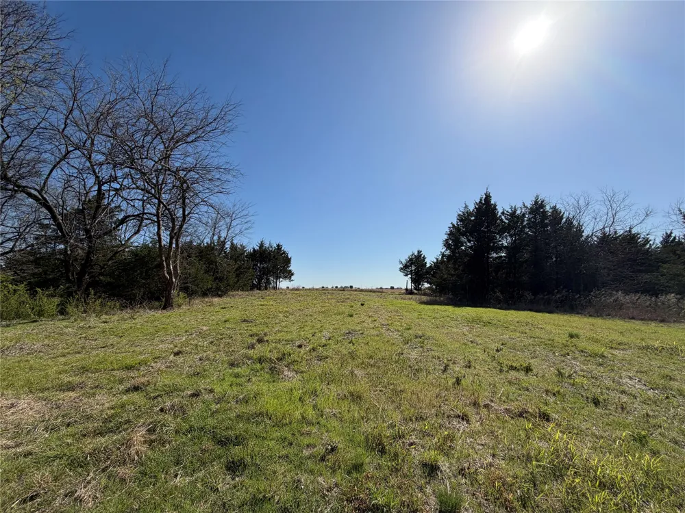 Crews Road Bells, TX 75414