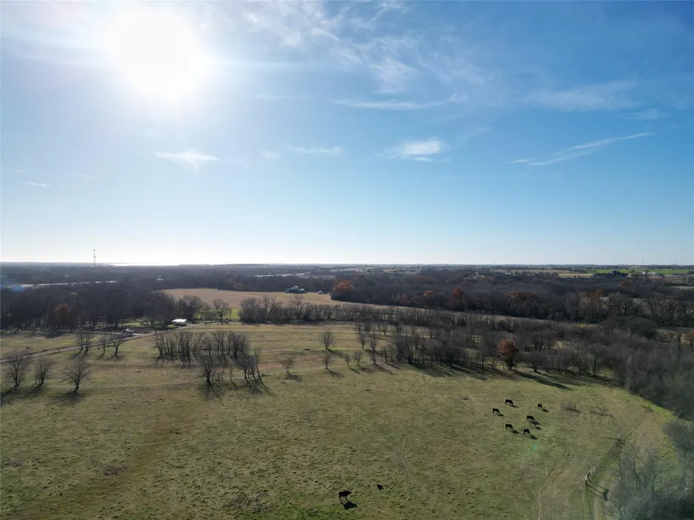 Hidden Valley Road Valley View, TX 76272