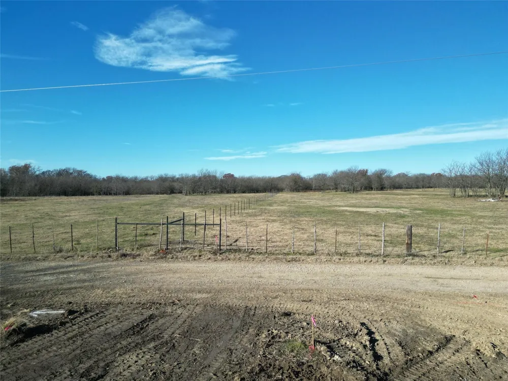 Hidden Valley Road Valley View, TX 76272