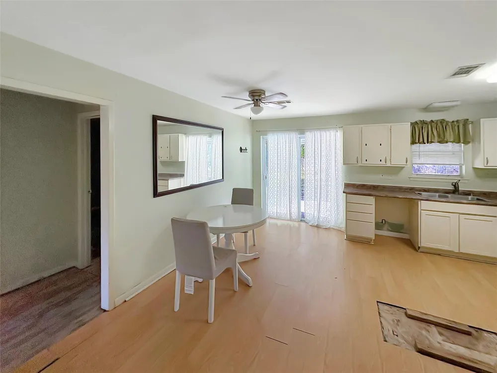 4744 Randall Road Orange, TX 77632