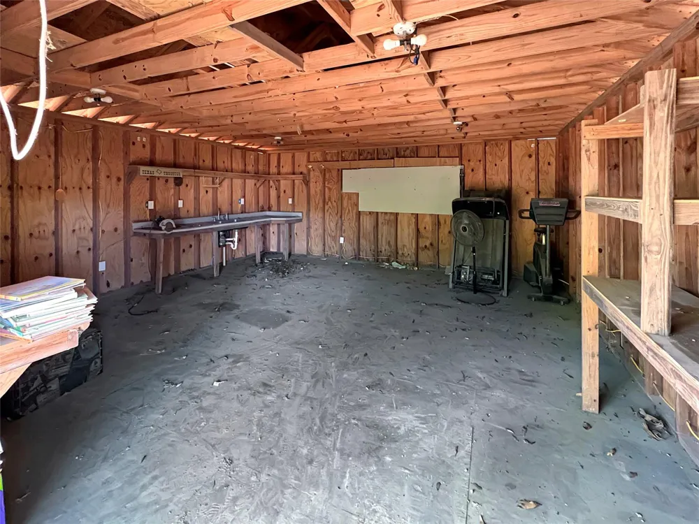 4744 Randall Road Orange, TX 77632