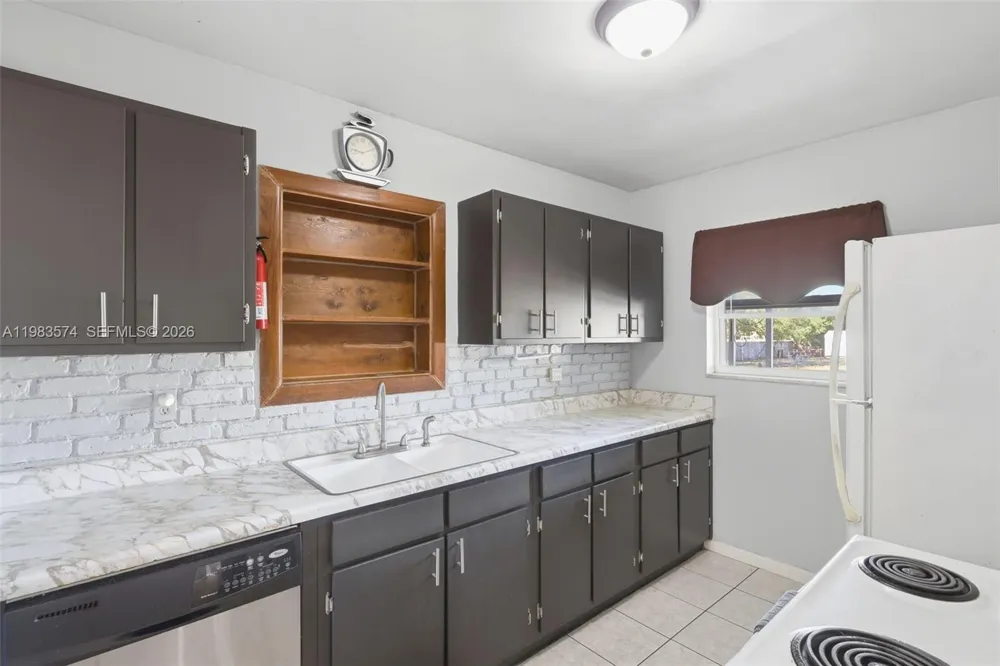 2489 ADAMS AVE Deltona, FL 32738