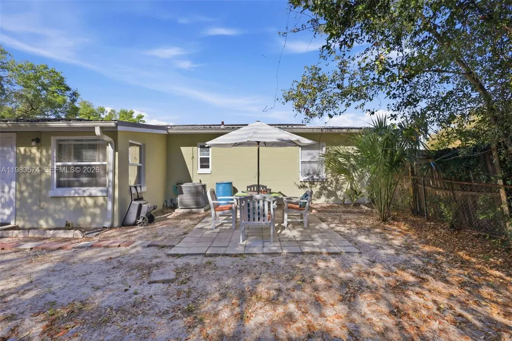 2489 ADAMS AVE Deltona, FL 32738