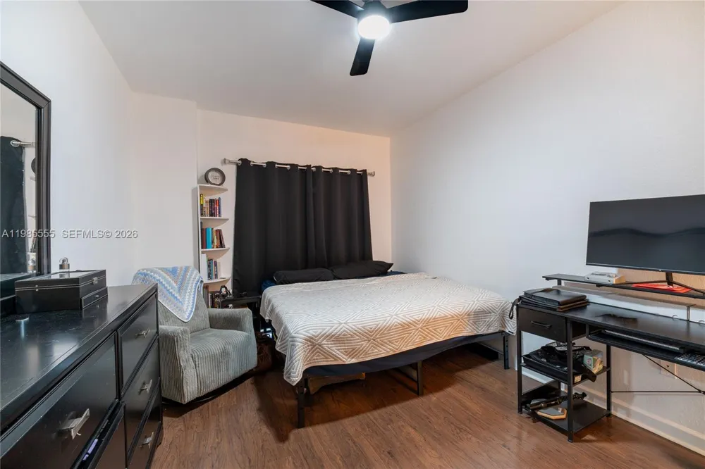 3624 NW 29th Pl Lauderdale Lakes, FL 33311