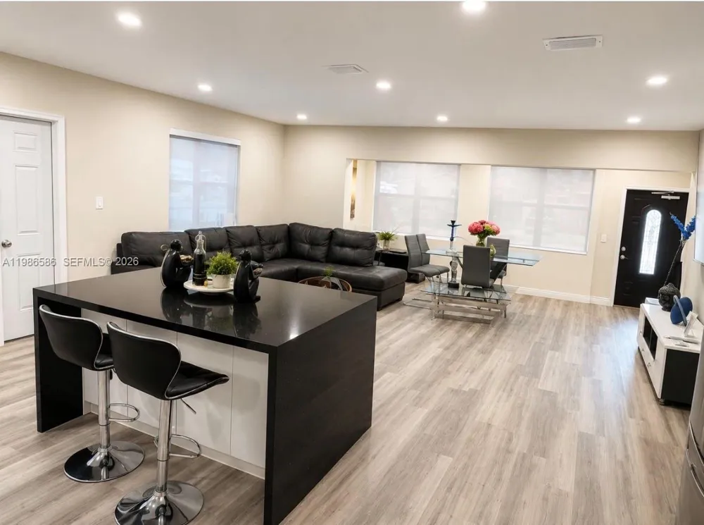 52 E 50th Pl Hialeah, FL 33013