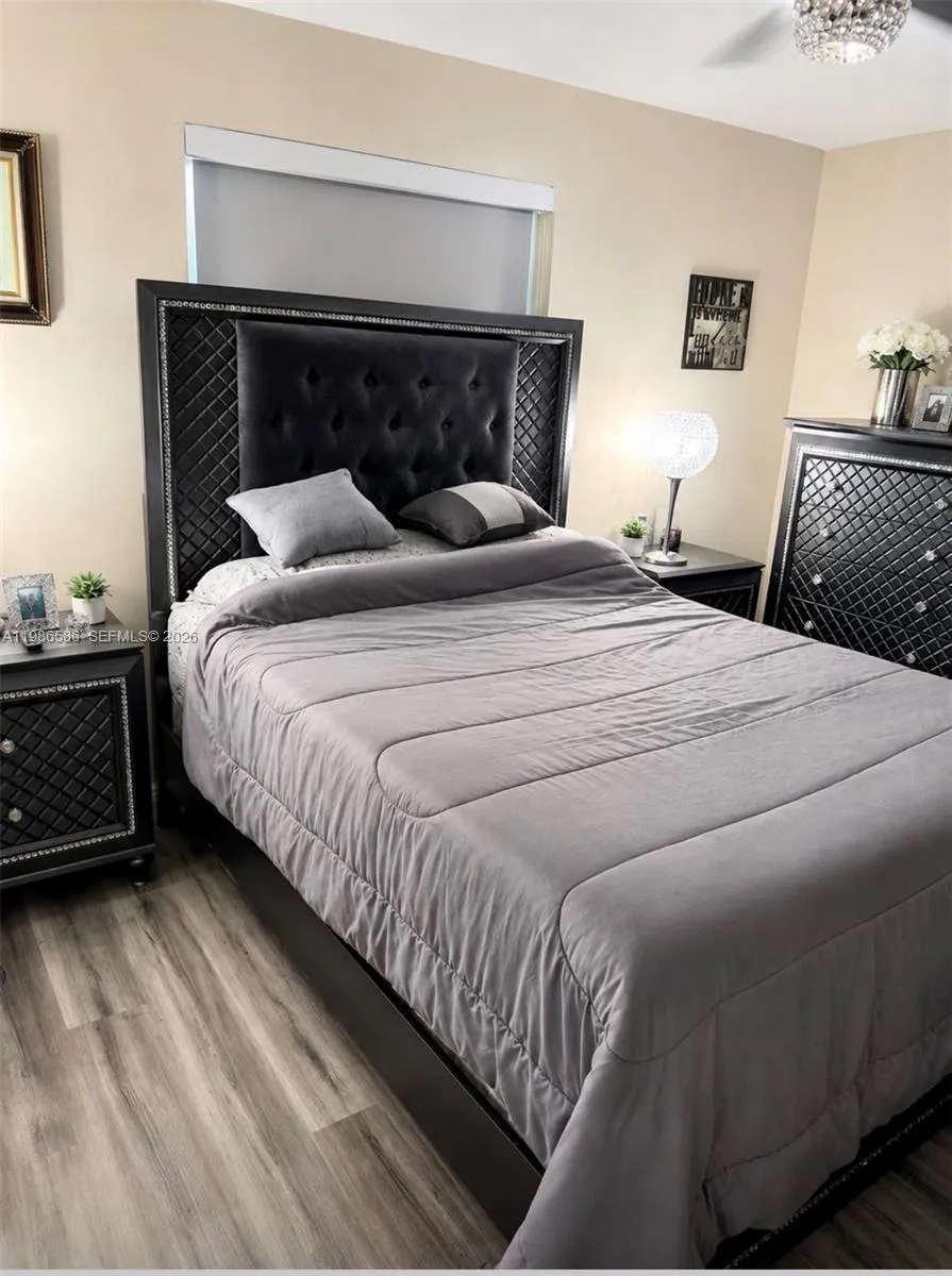 52 E 50th Pl Hialeah, FL 33013