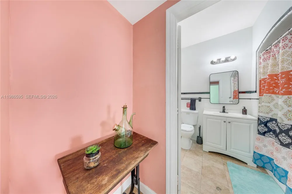 843 NW 3rd St #1 Miami, FL 33128