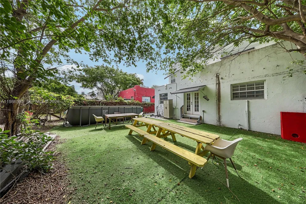 843 NW 3rd St #1 Miami, FL 33128