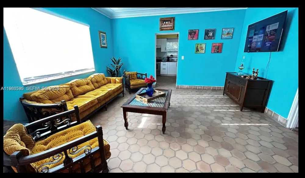 843 NW 3rd St #1 Miami, FL 33128