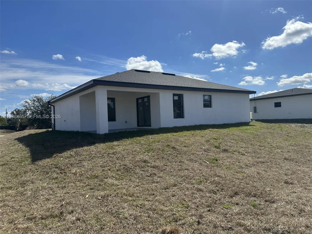 712 EUSTON AVENUE S Lehigh Acres, FL 33974