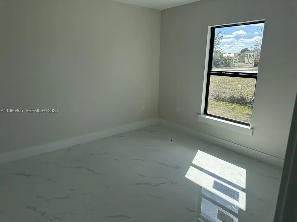 712 EUSTON AVENUE S Lehigh Acres, FL 33974