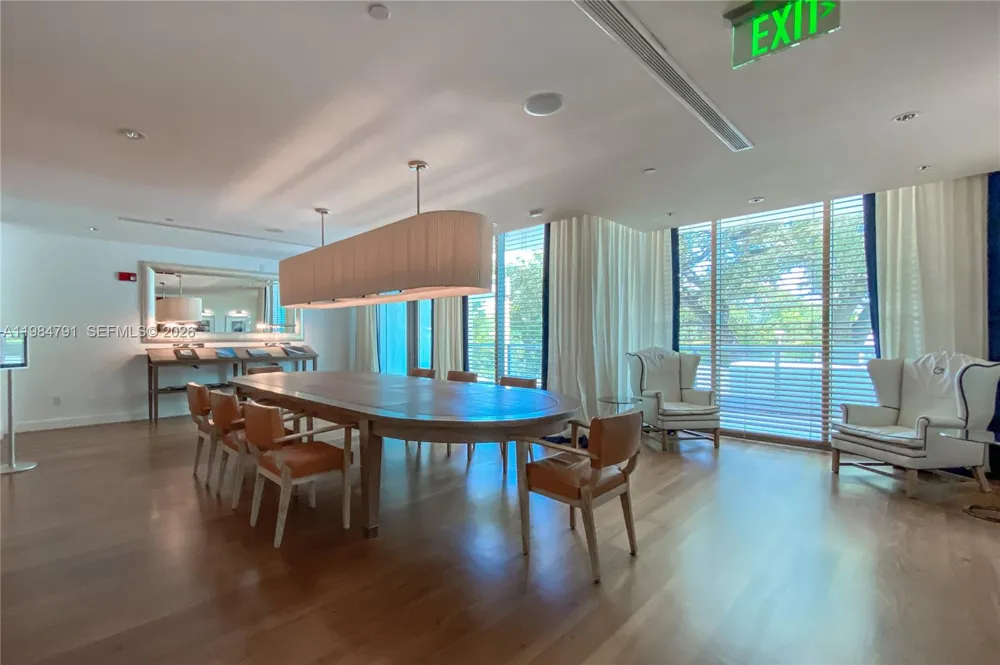 2627 S Bayshore Dr #1408 Miami, FL 33133