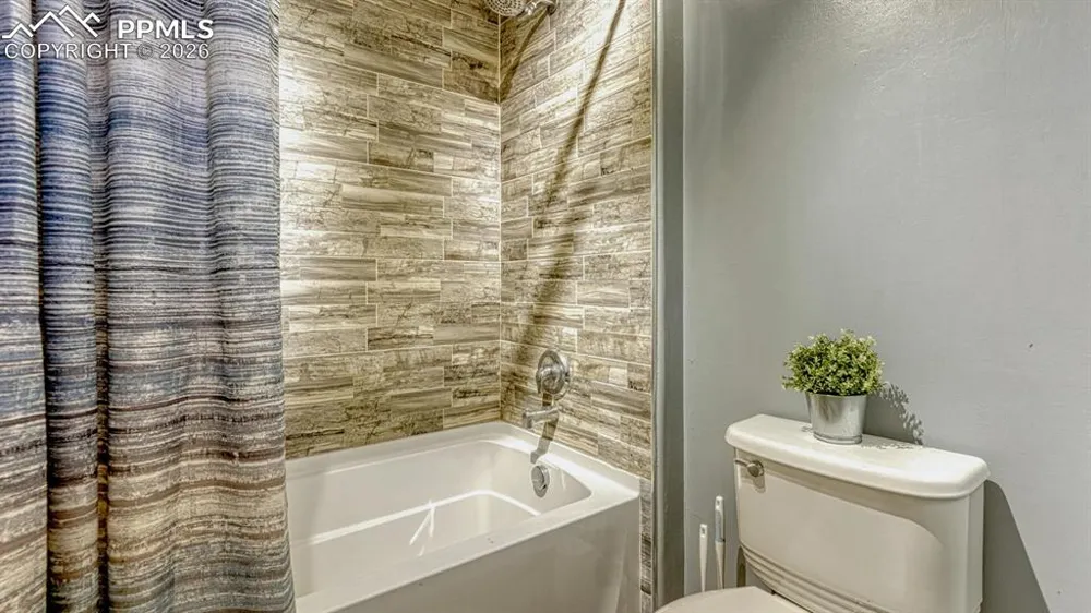 7620 Sandy Springs Point Fountain, CO 80817