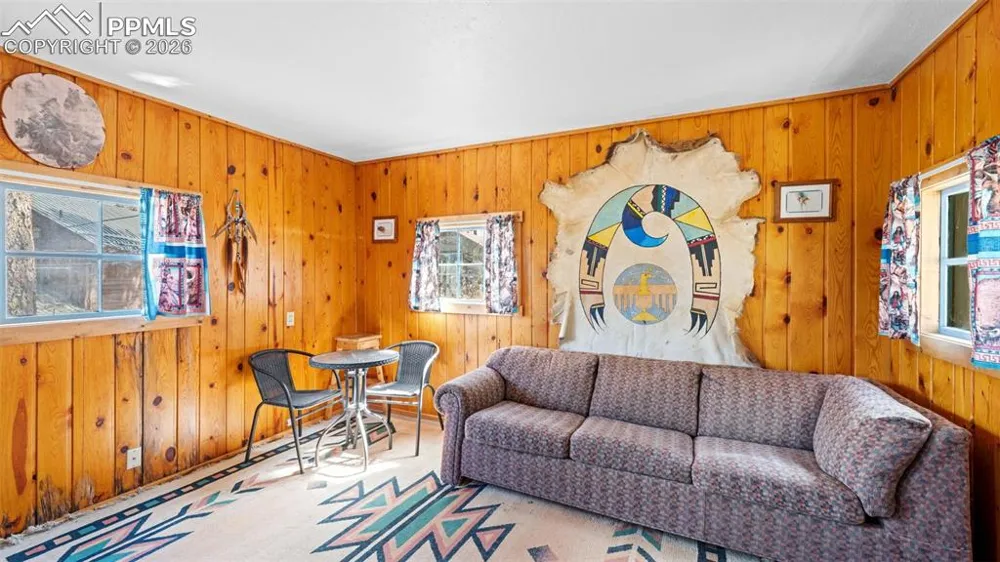 10345 Aspen Street Green Mountain Falls, CO 80819