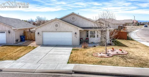 717 Edna Lane
