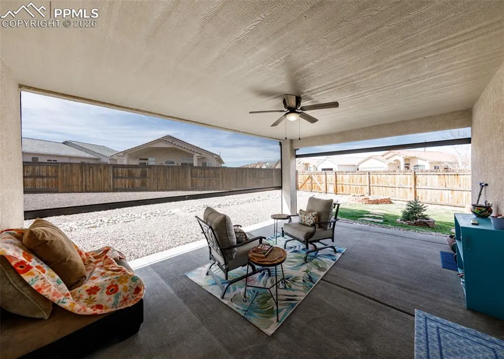 717 Edna Lane Pueblo, CO 81005