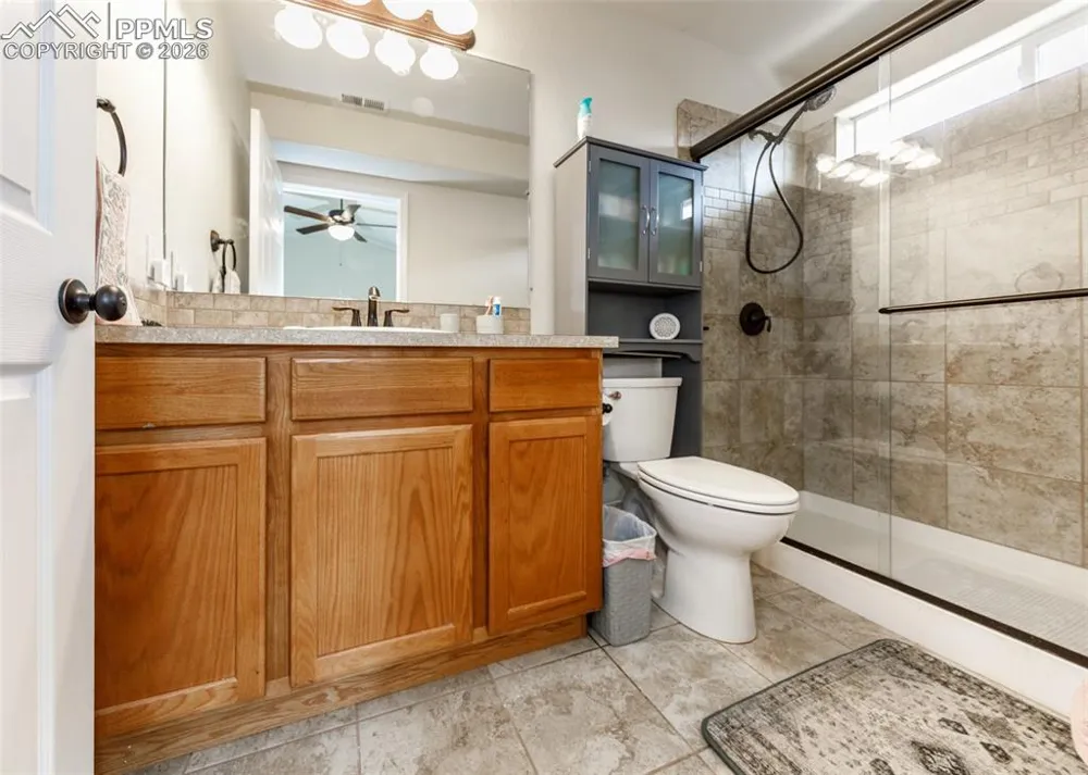 717 Edna Lane Pueblo, CO 81005
