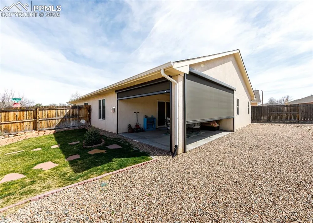 717 Edna Lane Pueblo, CO 81005