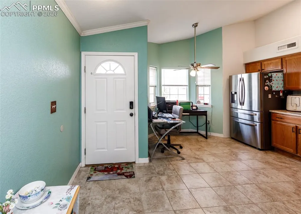 717 Edna Lane Pueblo, CO 81005