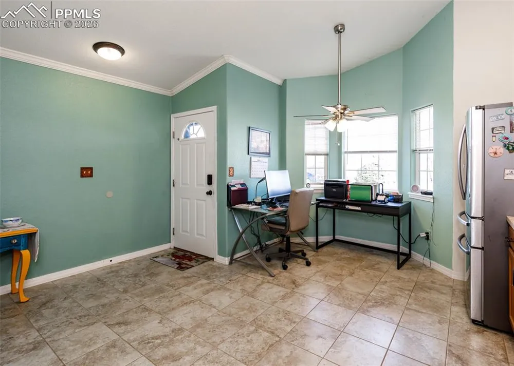 717 Edna Lane Pueblo, CO 81005