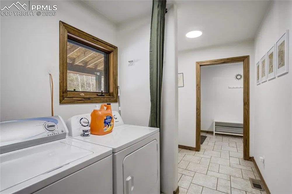 10665 S Highway 67 Cripple Creek, CO 80813