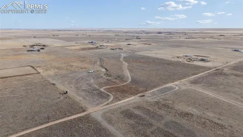 21180 Steppe Edge View