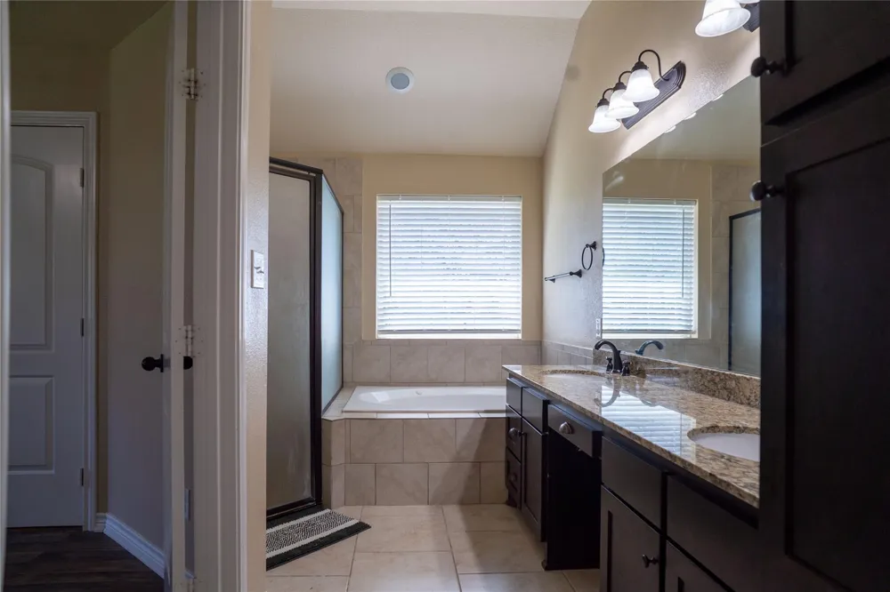 119 Hackberry Street Louise, TX 77455