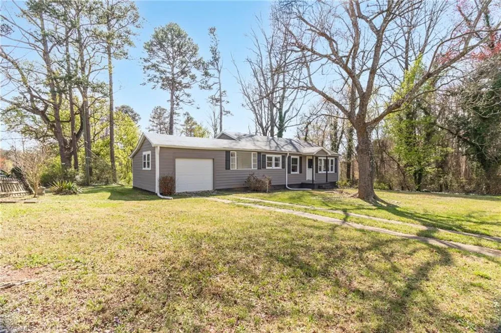 108 Pebble Trail Dobson, NC 27017