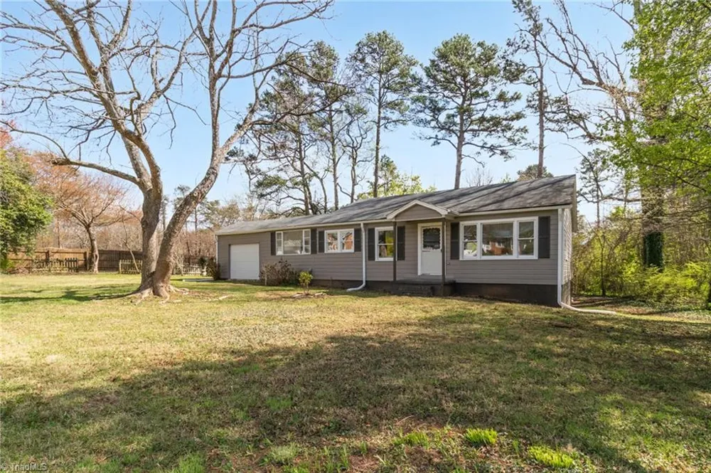 108 Pebble Trail Dobson, NC 27017