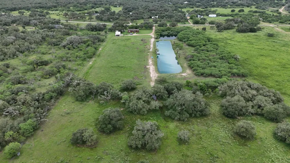 1385 Bego Road Goliad, TX 77963