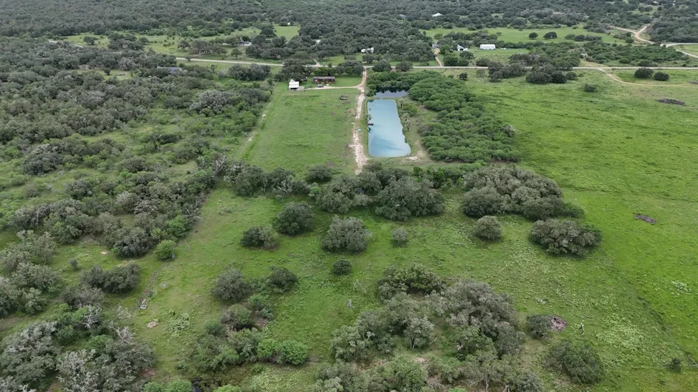 1385 Bego Road Goliad, TX 77963