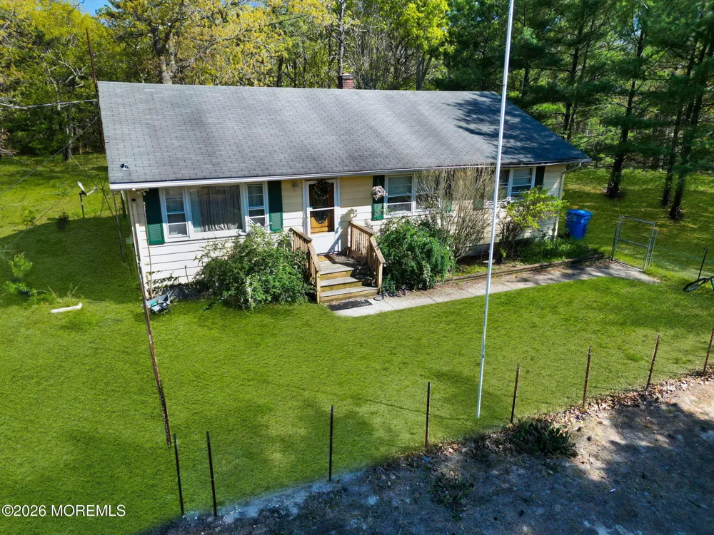635 Bennetts Mills Road Jackson, NJ 08527