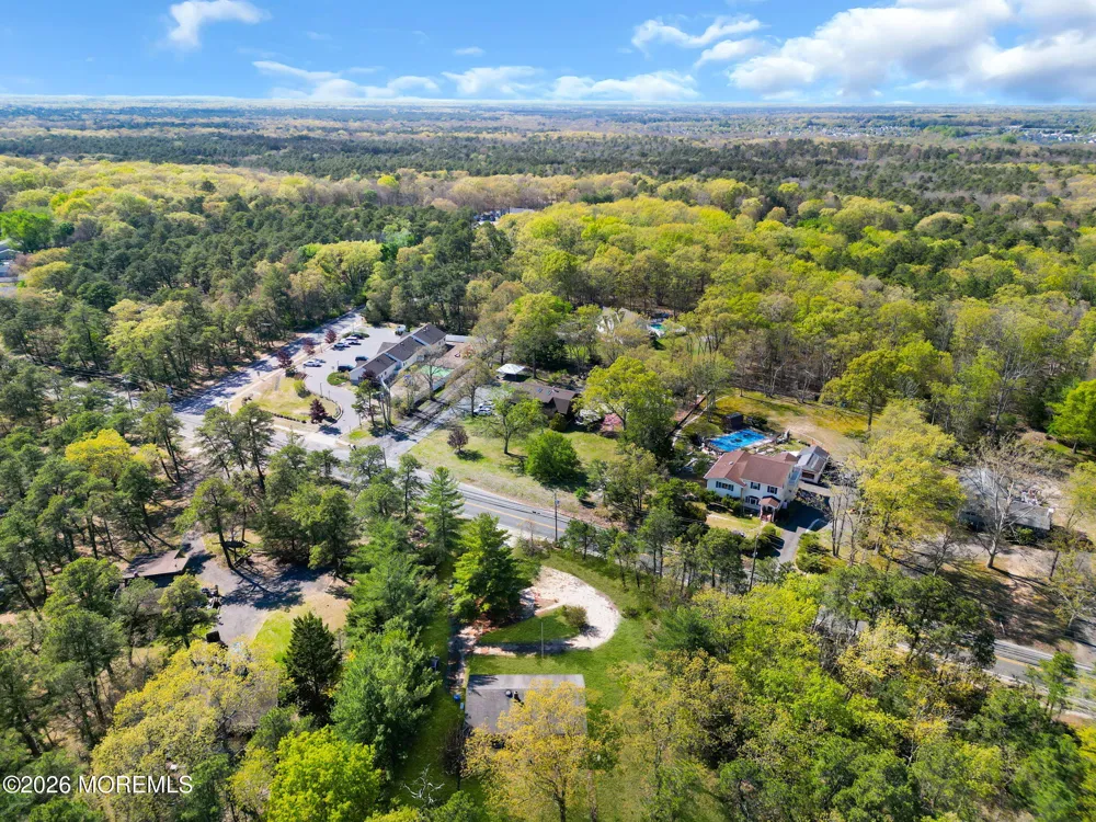 635 Bennetts Mills Road Jackson, NJ 08527