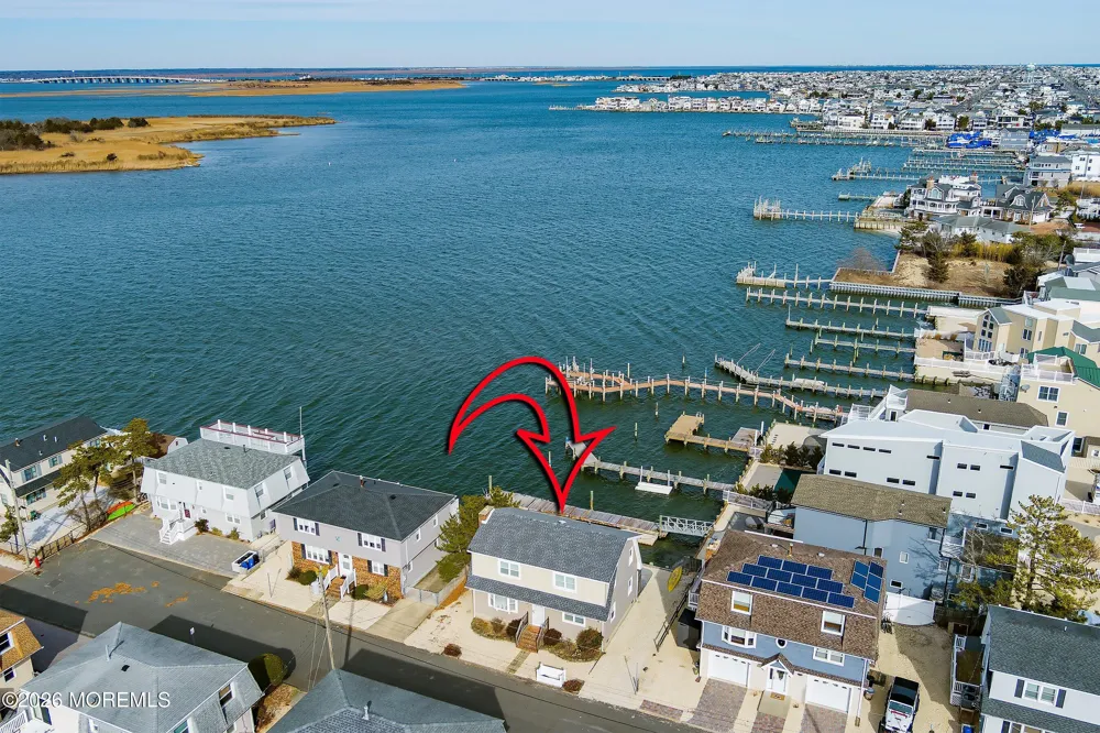 13 Hodgson Lane Long Beach, NJ 08008