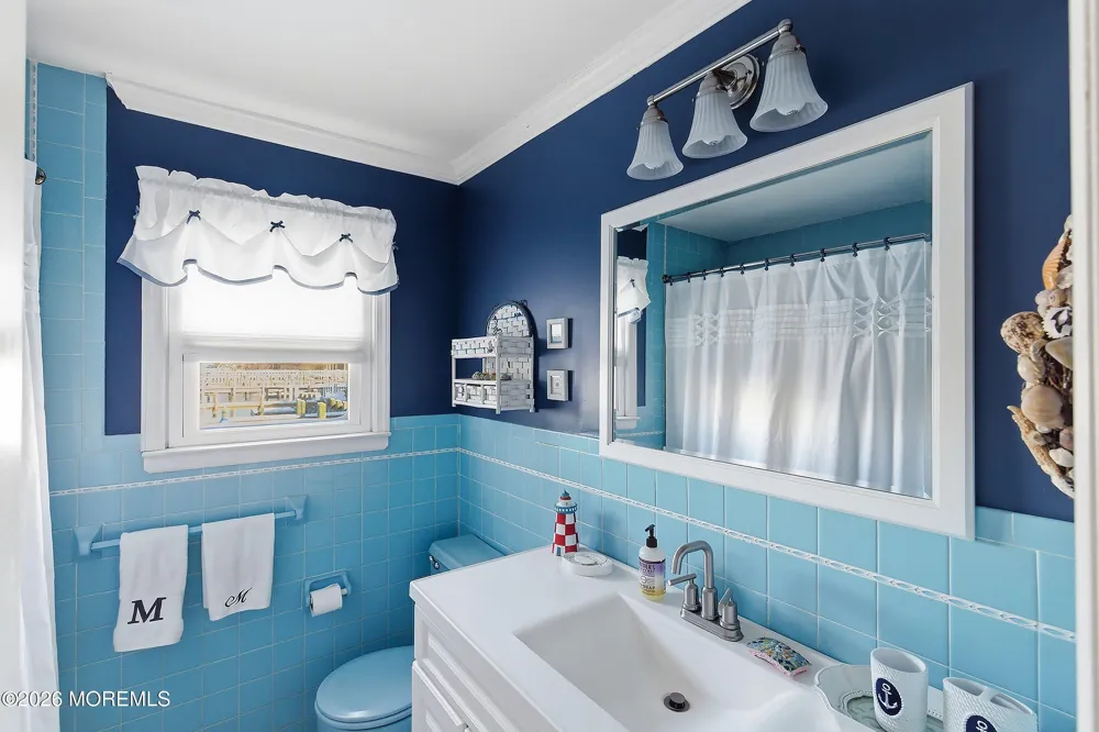 13 Hodgson Lane Long Beach, NJ 08008