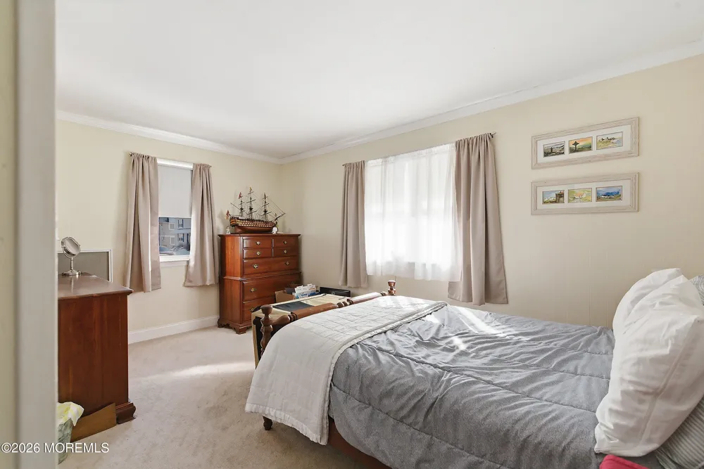 13 Hodgson Lane Long Beach, NJ 08008