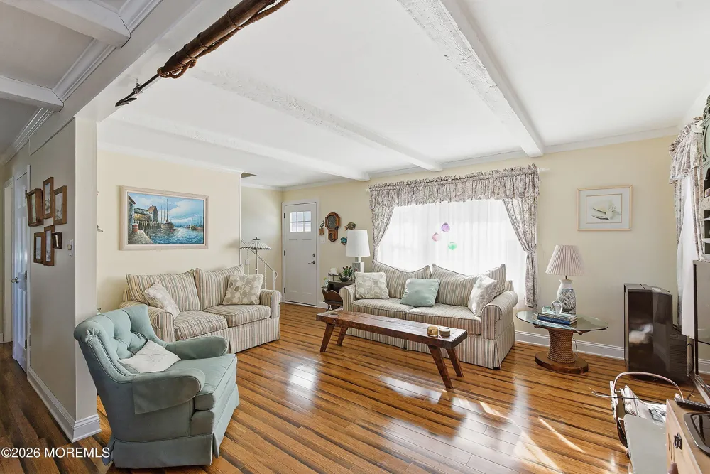 13 Hodgson Lane Long Beach, NJ 08008