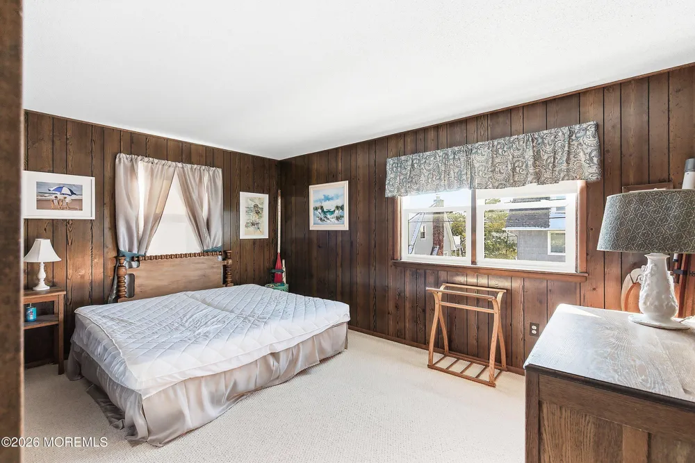13 Hodgson Lane Long Beach, NJ 08008