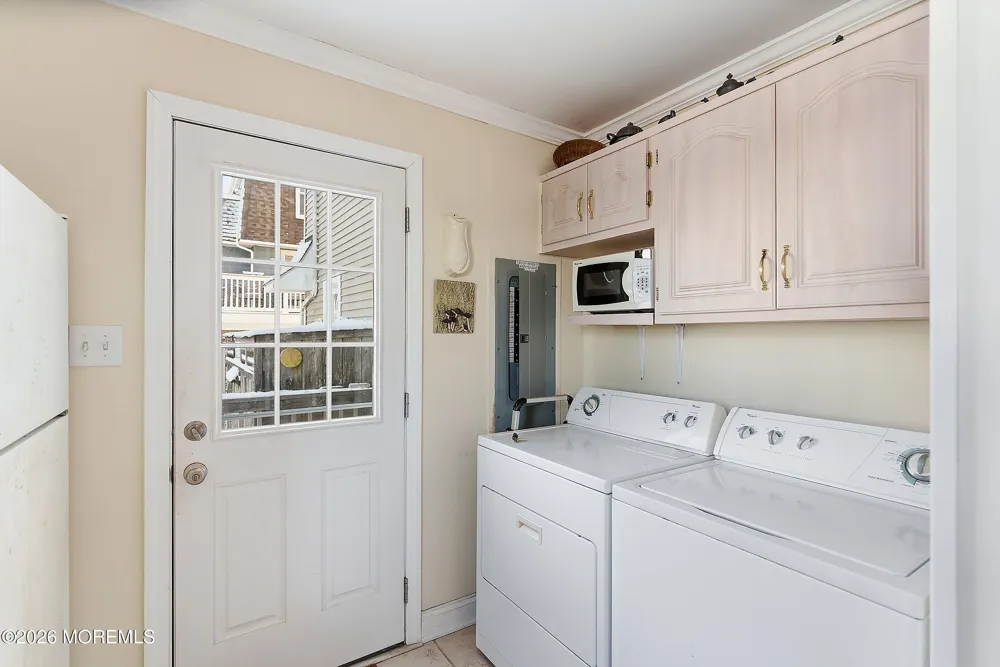13 Hodgson Lane Long Beach, NJ 08008
