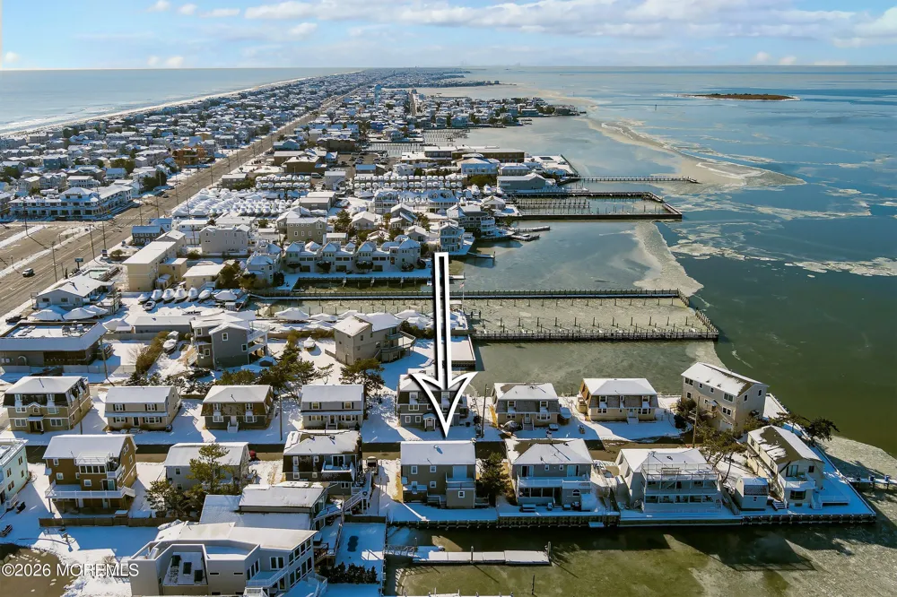 13 Hodgson Lane Long Beach, NJ 08008