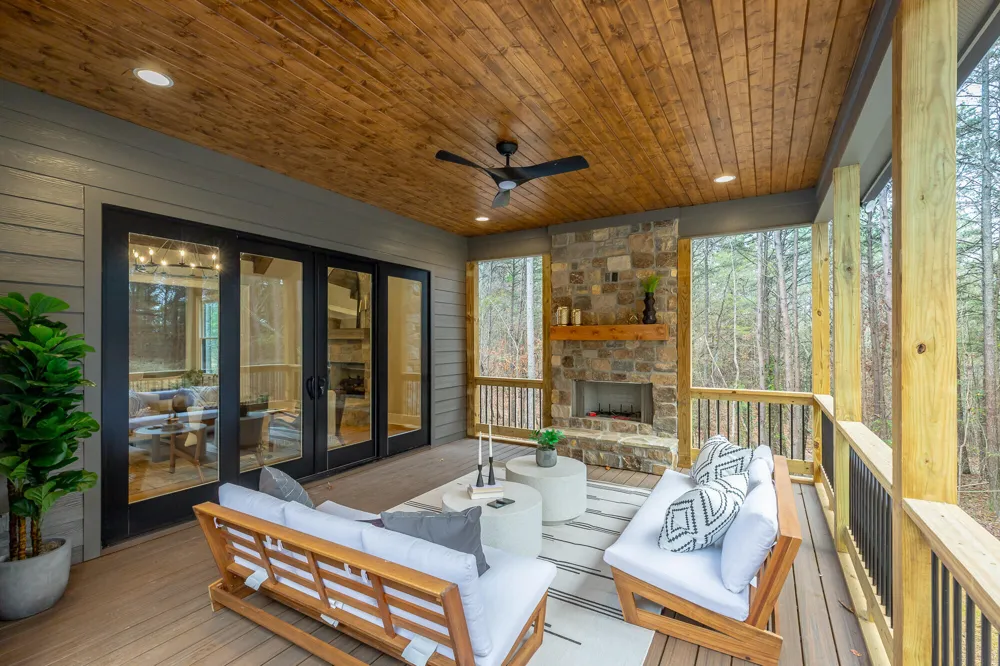 3930 Split Rail Way Guild, TN 37340