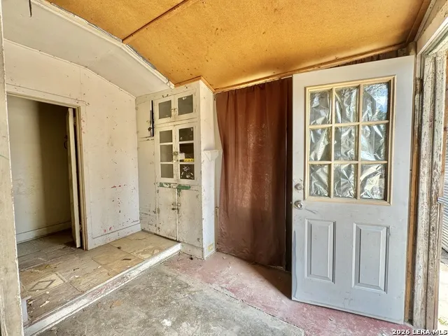 205 Rodriguez Del Rio, TX 78840
